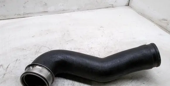 Mercedes-Benz ML W164 Intercooler hose/pipe A1645280382