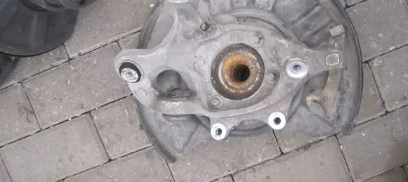 Mercedes-Benz E W212 Rear wheel hub spindle/knuckle 