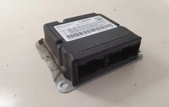 Mercedes-Benz Vito Viano W639 Airbag control unit/module A0009010201