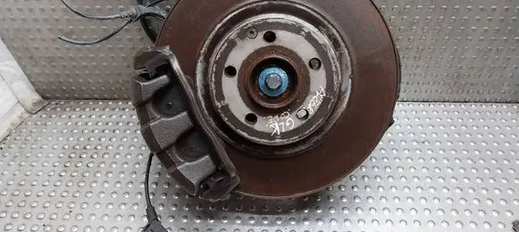 Mercedes-Benz GLK (X204) Front wheel hub spindle knuckle