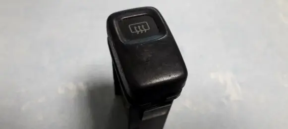 Mazda 626 Windscreen/window heater switch