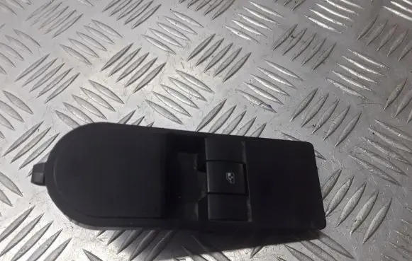 Opel Astra H Quarter vent window switch 13183675