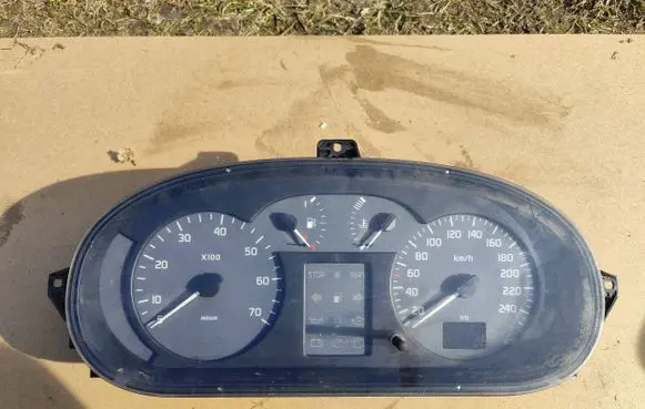 Renault Scenic I Speedometer (instrument cluster) 8200071820 09043080026 501020710000