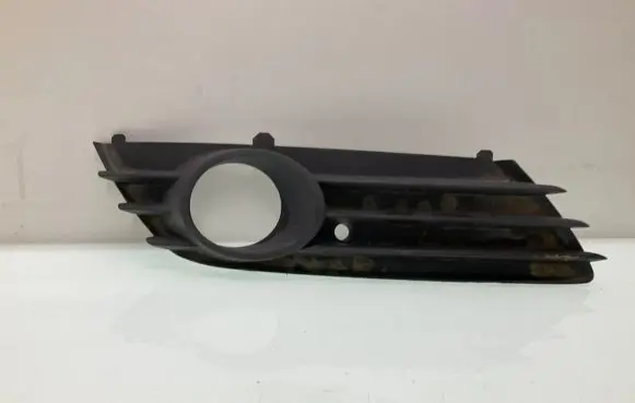Opel Astra H Front bumper lower grill 13126026 375768702
