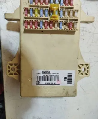 KIA Ceed Fuse module 919501H540 1H5400612100718 1006B23061