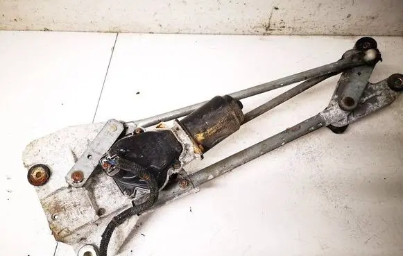 Nissan X-Trail T30 Front wiper linkage and motor 38336