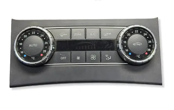 Mercedes-Benz C W204 Climate control unit A2049001007 Q01HW3810 SW261002