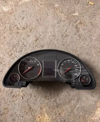 Audi A6 S6 C5 4B Speedometer (instrument cluster) 200520F61 012005