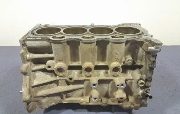 Toyota Auris E180 Engine block 