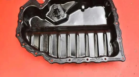 Skoda Octavia Mk2 (1Z) Oil sump 06J103600E