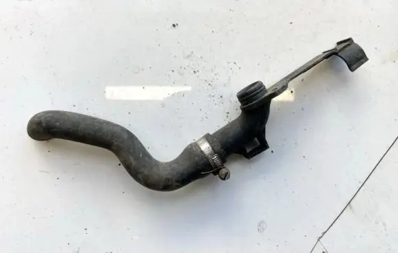 Mercedes-Benz CLC CL203 Engine coolant pipe/hose A2712001352