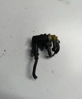 Citroen DS4 Turbo solenoid valve 9672875080 70163302