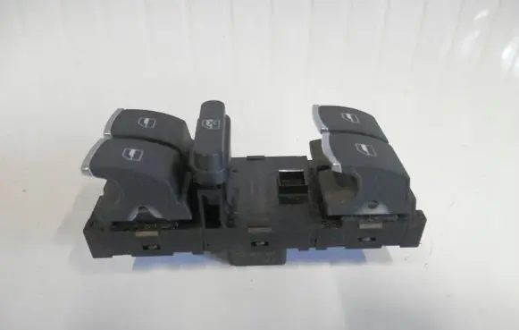 Volkswagen Jetta VI Electric window control switch 5K4959857
