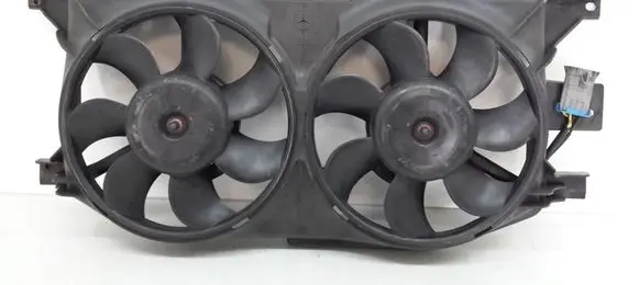 Mercedes-Benz ML W163 Air conditioning (A/C) fan (condenser) A1635000155