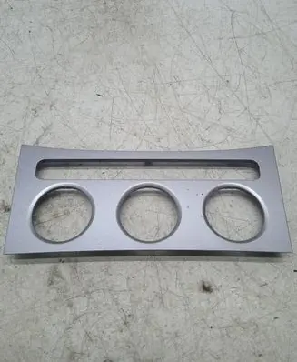 Volkswagen PASSAT B6 Climate control/heater control trim 318480100