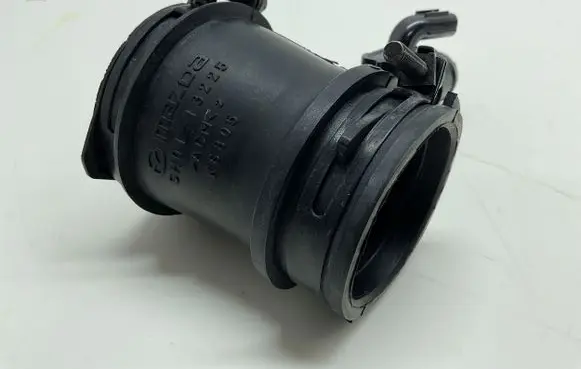 Mazda CX-5 Air intake hose/pipe SH0113225 K6805