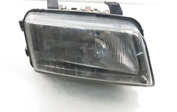 Audi A4 S4 B5 8D Headlight/headlamp 0301094202