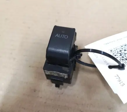 Toyota Corolla E120 E130 Electric window control switch 8481002041