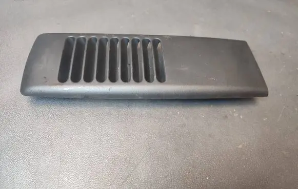 Renault Trafic II (X83) Rear air vent grill 91167485