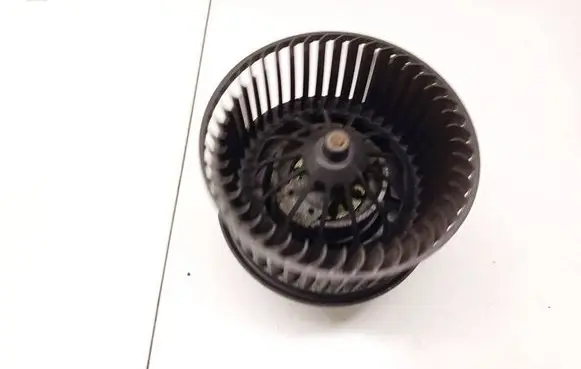 Ford Focus Heater fan/blower 3M5H18456EB