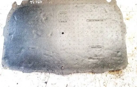 Tesla Model Y Other exterior part 151940900b 1519409-00-b