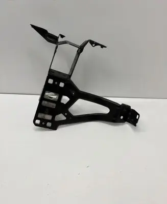BMW 5 E60 E61 Front bumper mounting bracket 7163484 11267310 070108