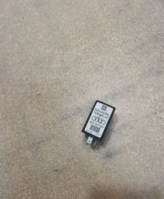 Audi A8 S8 D2 4D Other relay 7038900207 3X2569 4D0907307