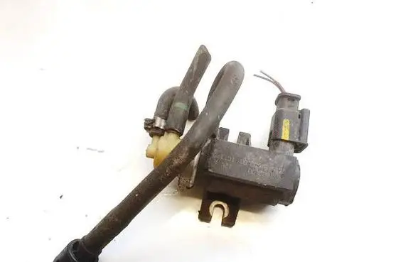 Citroen C5 Turbo solenoid valve 9661960380