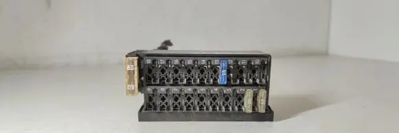 Mercedes-Benz Vito Viano W639 Fuse box set A6385454440 6385454440