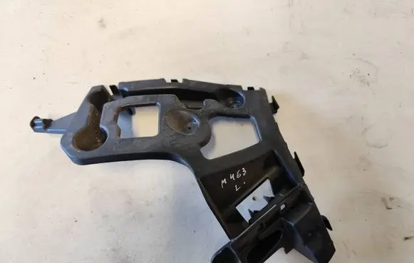 Renault Captur Rear bumper mounting bracket 852233250R