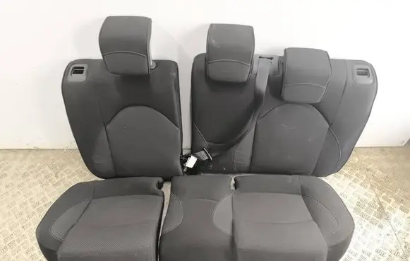 Alfa Romeo Mito Rear seat 