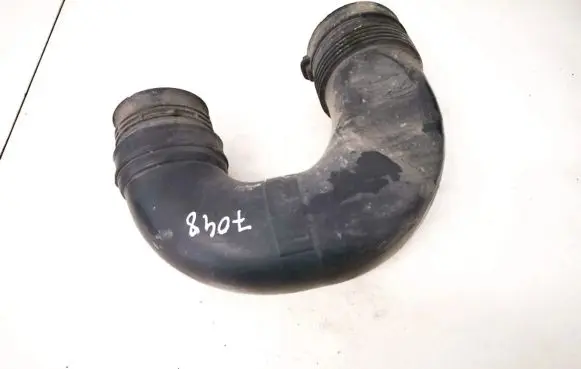 Audi A3 S3 8P Air intake hose/pipe 1k0129618ae 1k0129618