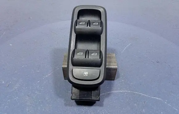 Ford Ecosport Electric window control switch CN1514A132CC