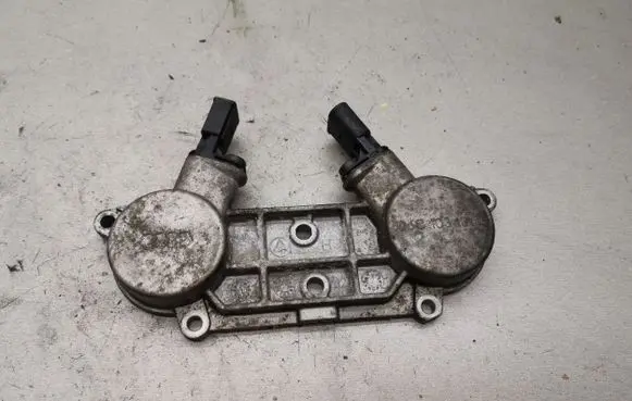 Audi A4 S4 B6 8E 8H Camshaft position sensor 06C905163B
