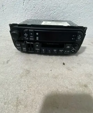 Chrysler 300M Radio/CD/DVD/GPS head unit P04858513AF 54D71204W12