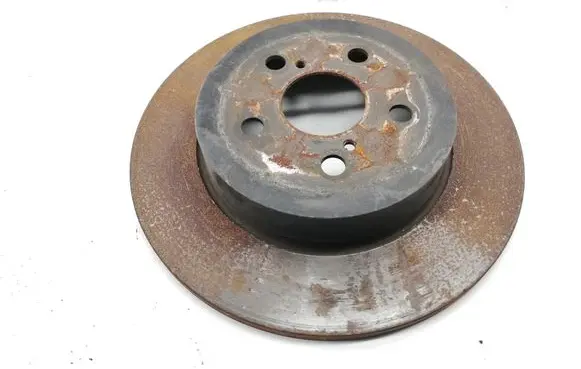 Toyota Yaris XP210 Rear brake disc 