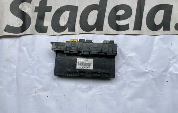 Mercedes-Benz C W203 SAM control unit A2035451801 2035451801