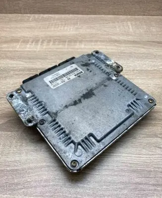 Renault Laguna II Engine control unit/module ECU 8200153946 0281010556