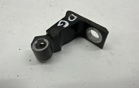 Skoda Karoq Rear door lower hinge 8X0831404E