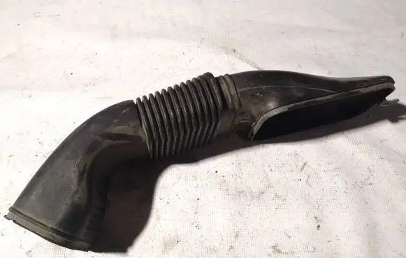 BMW X3 E83 Air intake hose/pipe 13713401555 11564310