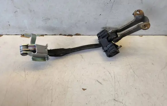 Peugeot Boxer Loading door check strap stopper 