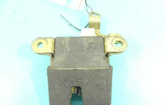 Skoda Superb B5 (3U) Tailgate/trunk/boot lock/catch/latch 3B5827505 IMPRK1342421