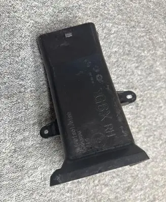 BMW 5 G60 Air intake duct part 9883896 51749883896