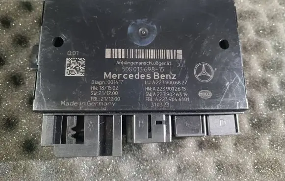 Mercedes-Benz S W223 Tow bar trailer control unit/module A2239006827 5DS01369815