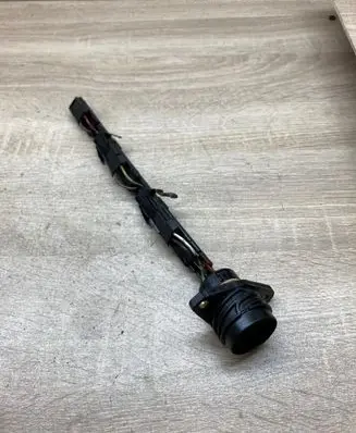 Volkswagen PASSAT B6 Fuel injector wires 038906231 964955