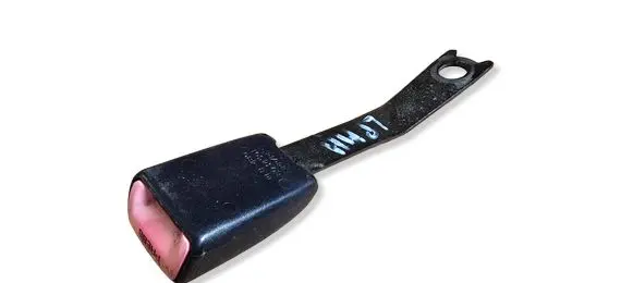Suzuki Ignis Front seatbelt buckle E034501 B480