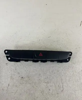 Jeep Cherokee Hazard light switch P68155815AB 041581A 3487001104