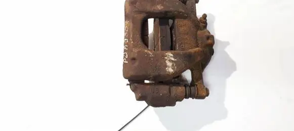 Toyota Auris 150 Front brake caliper