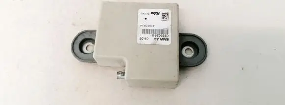 BMW 3 E46 Antenna control unit 693502401 6935024-01