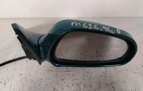 Mazda 626 Front door electric wing mirror E13010519